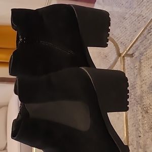 American Rag black boots